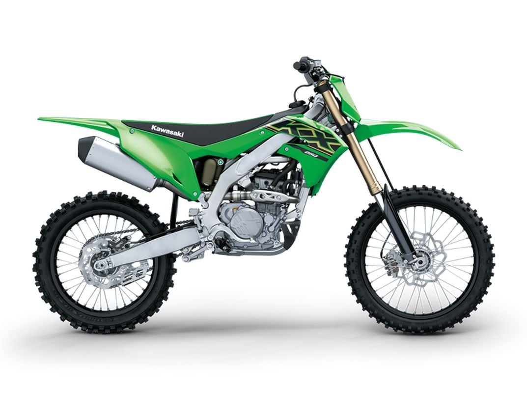 KAWASAKI 2 TEMPI: il ritorno della miscela per il mondo offroad?